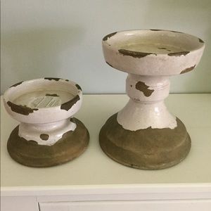 Set of Pottery Barn Tuscan pillar holders, NWOT